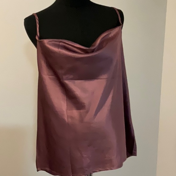 Simplee Tops - NWT Simplee  Sleeveless Cowl Neck Camisole - Size 2XL